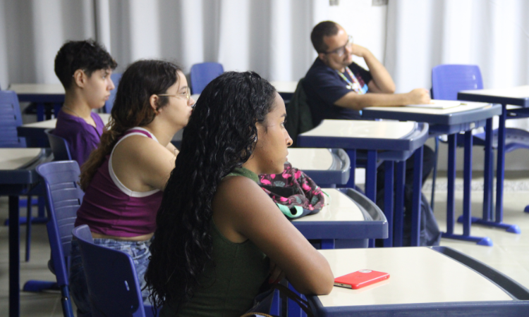 exp-aula-notícia-texto-interno (2)